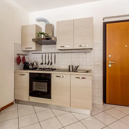 Casa Sofia- Giardino E Garage Privato Apartamento