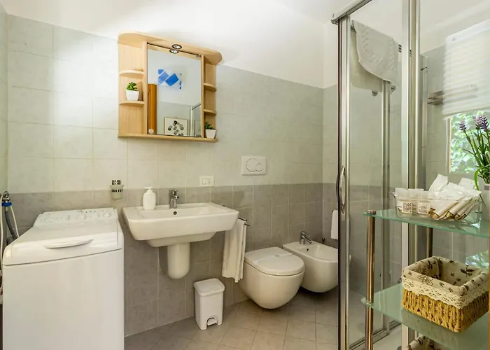 Casa Sofia- Giardino E Garage Privato Апартаменты